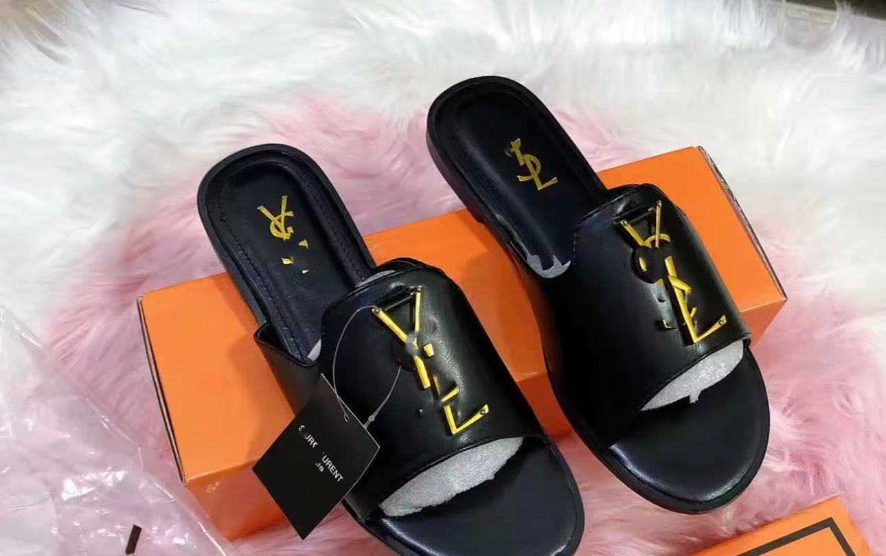 Minimal Slide Sandals for Women – Black Everyday Comfort